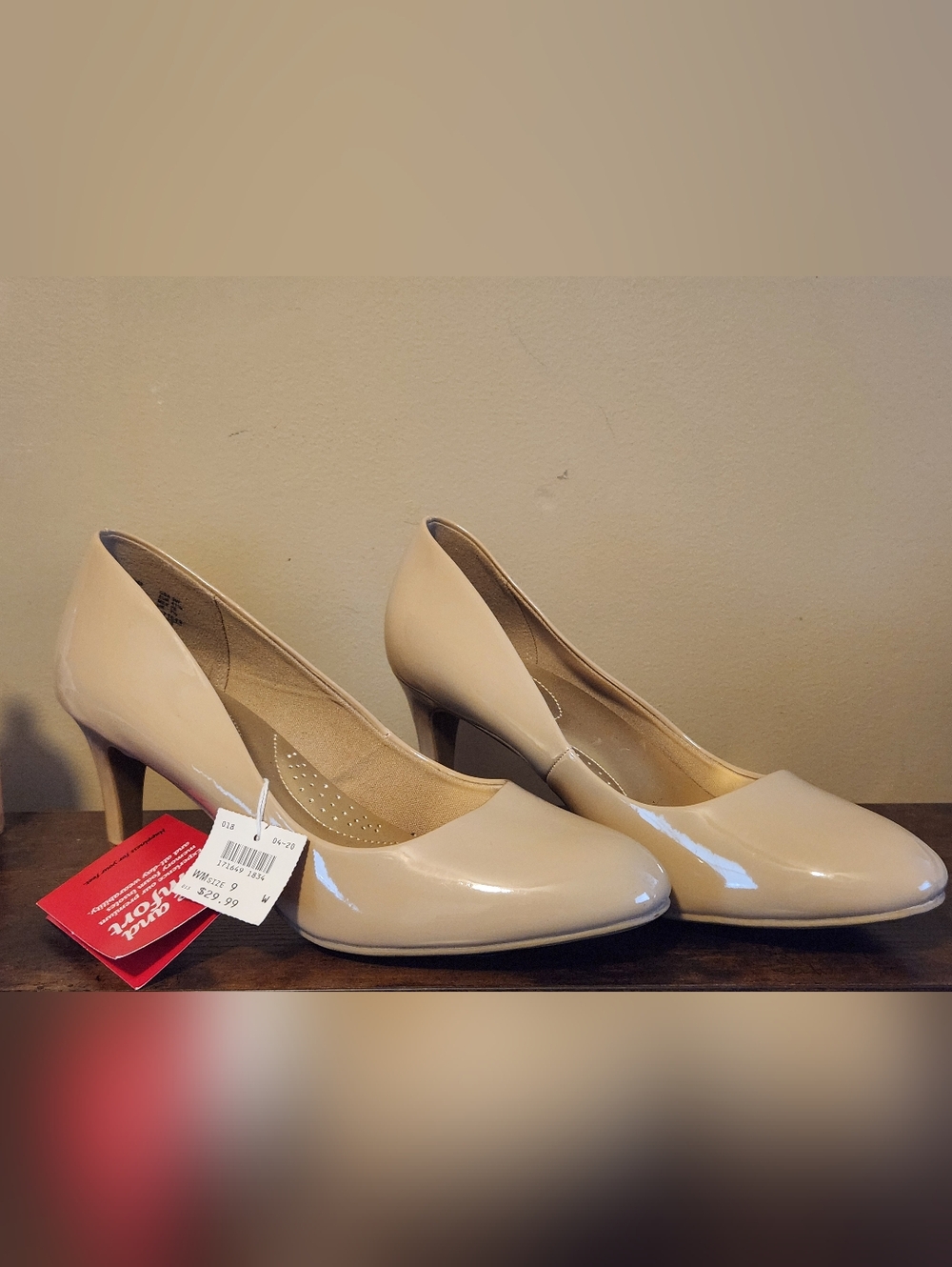 NWT, LADIES HIGH HEEL SHOES SZ 9W